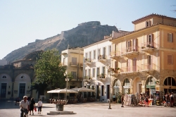 images/04nafplionsquare.jpg