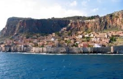 images/monemvasia.jpg